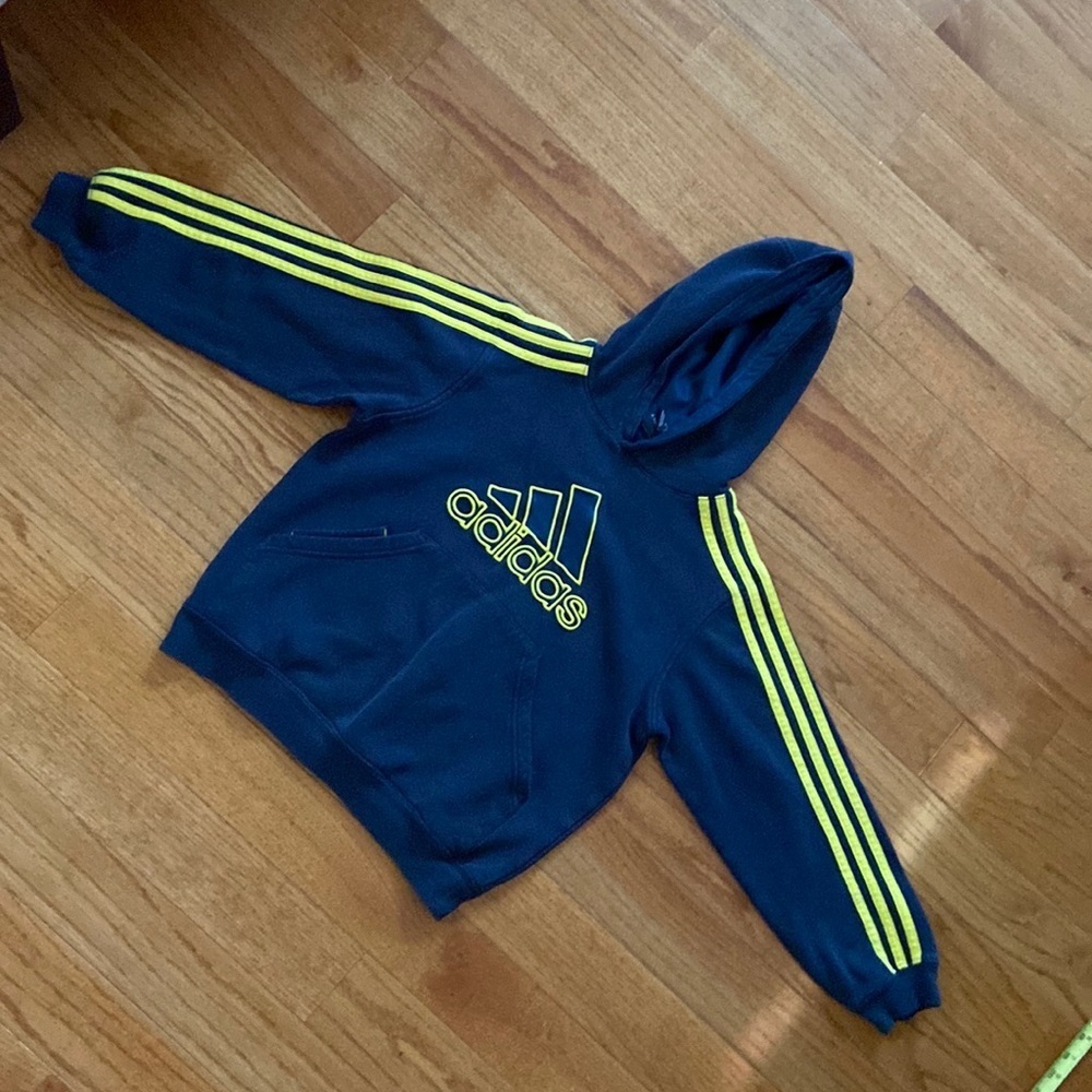 Adidas Navy blue with embroidered yellow logo youth small